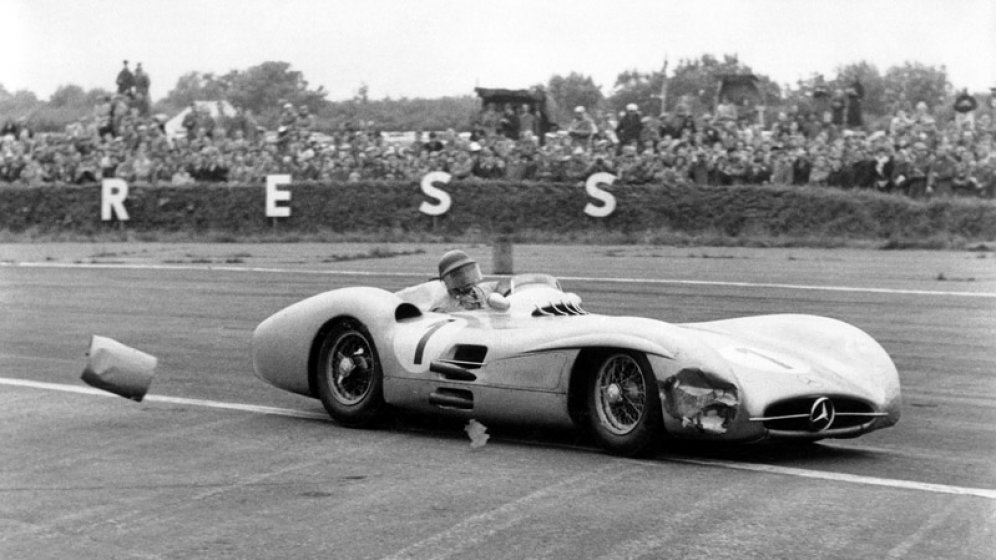 j_m_fangio_silverstone54_2.jpg