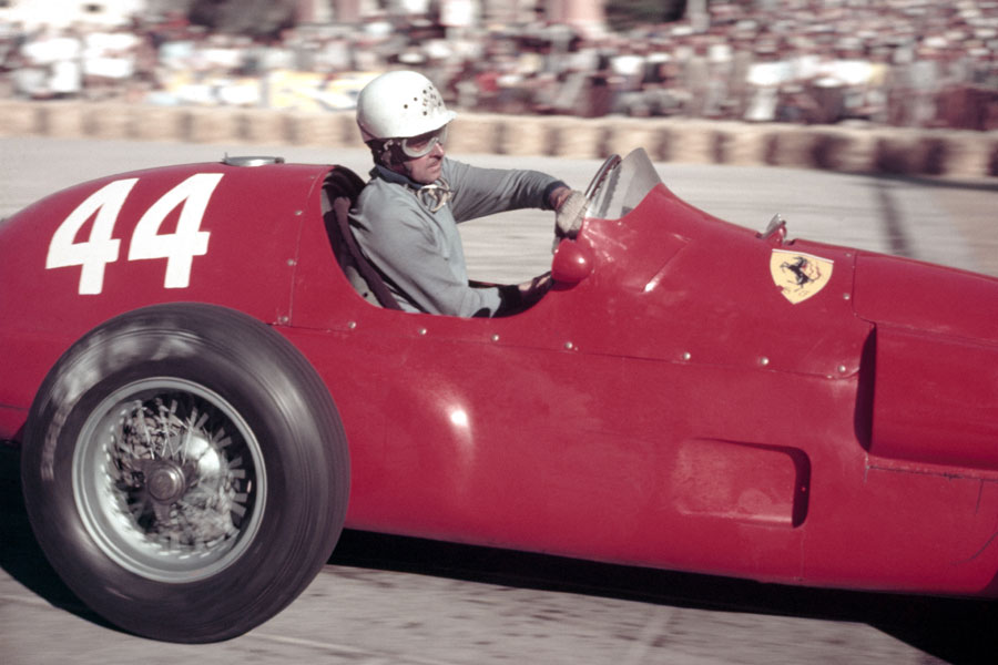 trintignant_ferrari_monaco55.jpg