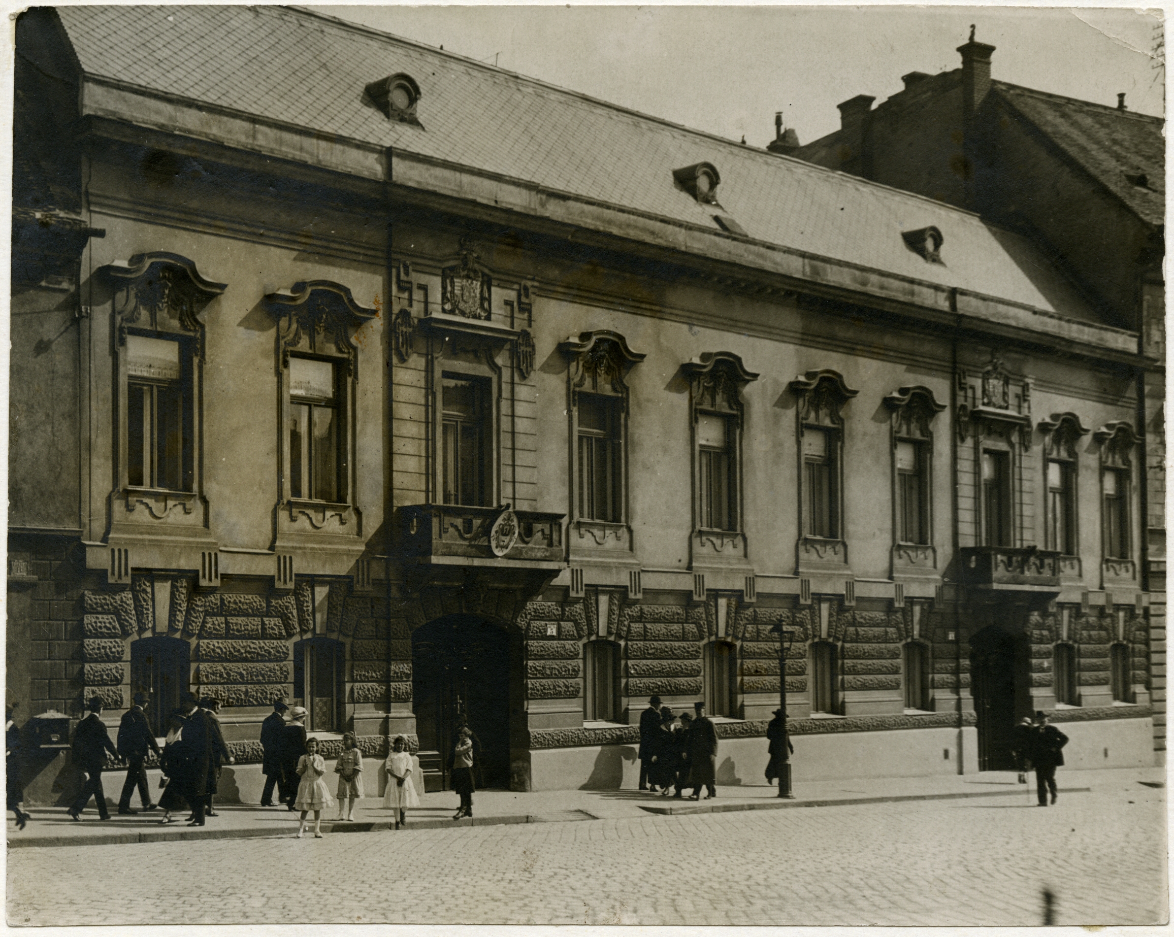diszter4-5-1933-fszekbpgyujt-022124.jpg