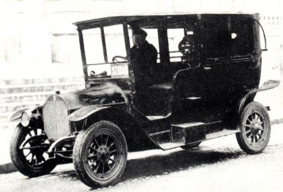 fovarosi.blog.hu: Fotaxi-1910esEvek-MartaTaxi