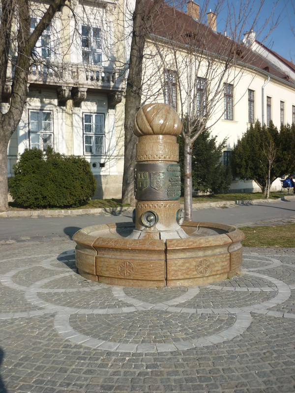 fovarosi.blog.hu: 1973-KutAVarban-20120304-05
