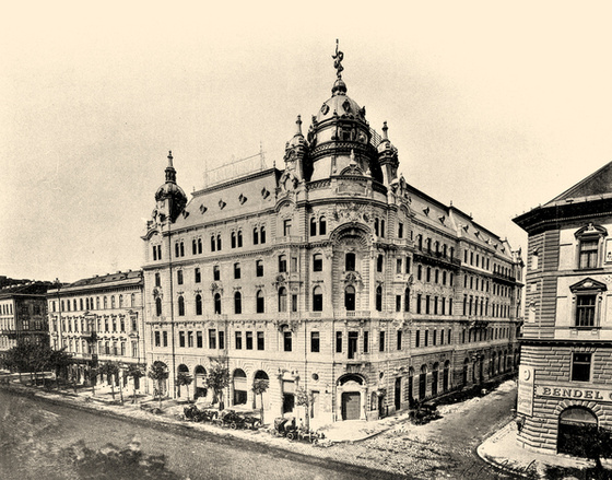 fovarosi.blog.hu: EiffelPalace-Regi1 - indafoto.hu