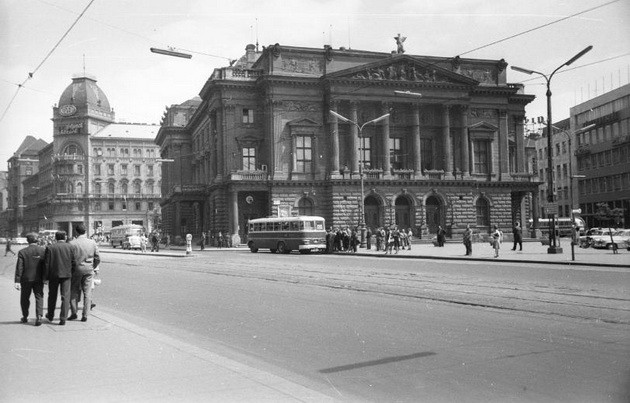 fovarosi.blog.hu: BlahaLujzaTer-1960asEvekEleje-fortepan.hu-41842 - indafoto.hu