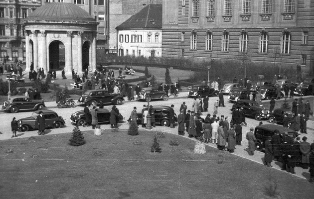 fovarosi.blog.hu: Marcius15Ter-1930asEvek-fortepan.hu-43888 - indafoto.hu