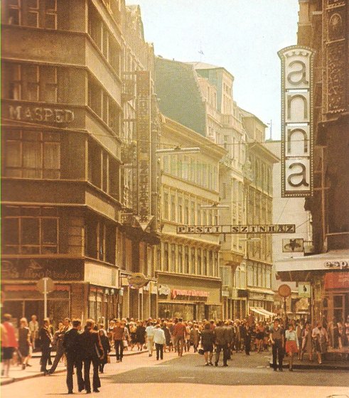 fovarosi.blog.hu: VaciUtca-1975-BudapestKonyv - indafoto.hu