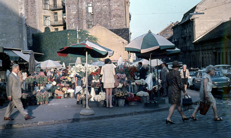fovarosi.blog.hu: FenyUtcaiPiac-1960asEvek-RetekUtca-fortepan.hu-70140 - indafoto.hu