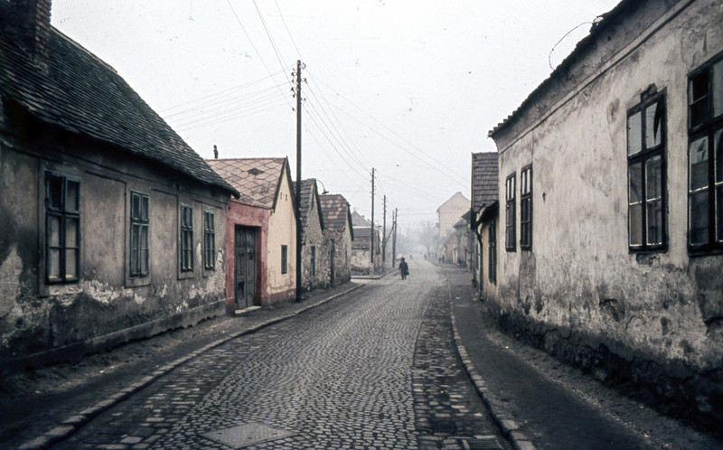 fovarosi.blog.hu: FoldUtca-1960asEvek-Obuda-fortepan.hu-70116 - indafoto.hu