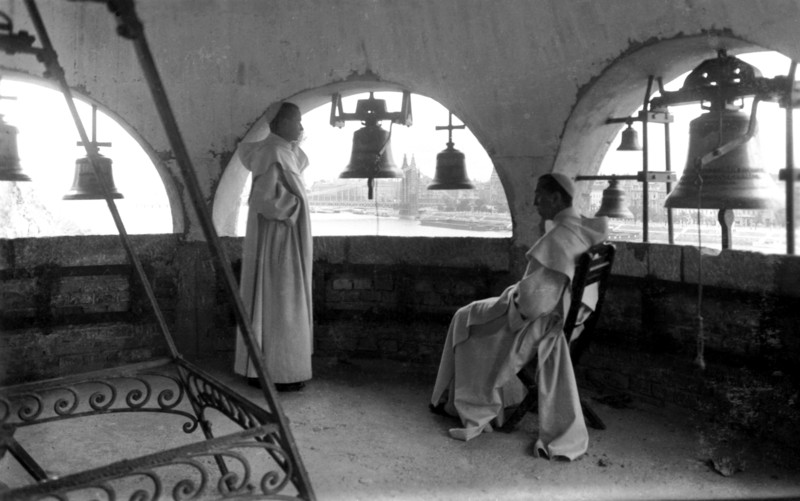 fovarosi.blog.hu: GellertHegyiPalosKolostor-1930asEvek-Harangtorony-fortepan.hu-69 - indafoto.hu