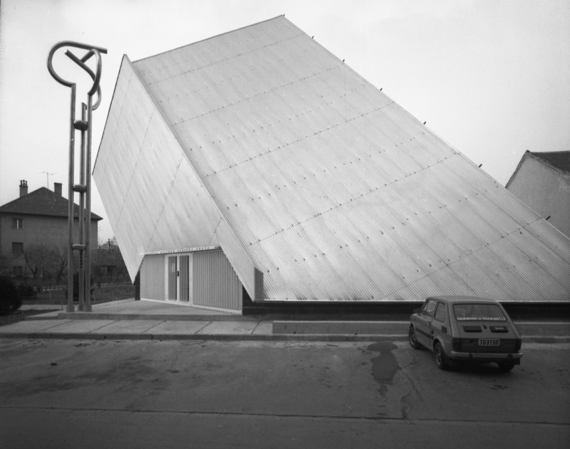 fovarosi.blog.hu: IldikoTeriTemplom-1980asEvek-fortepan.hu-60488 - indafoto.hu