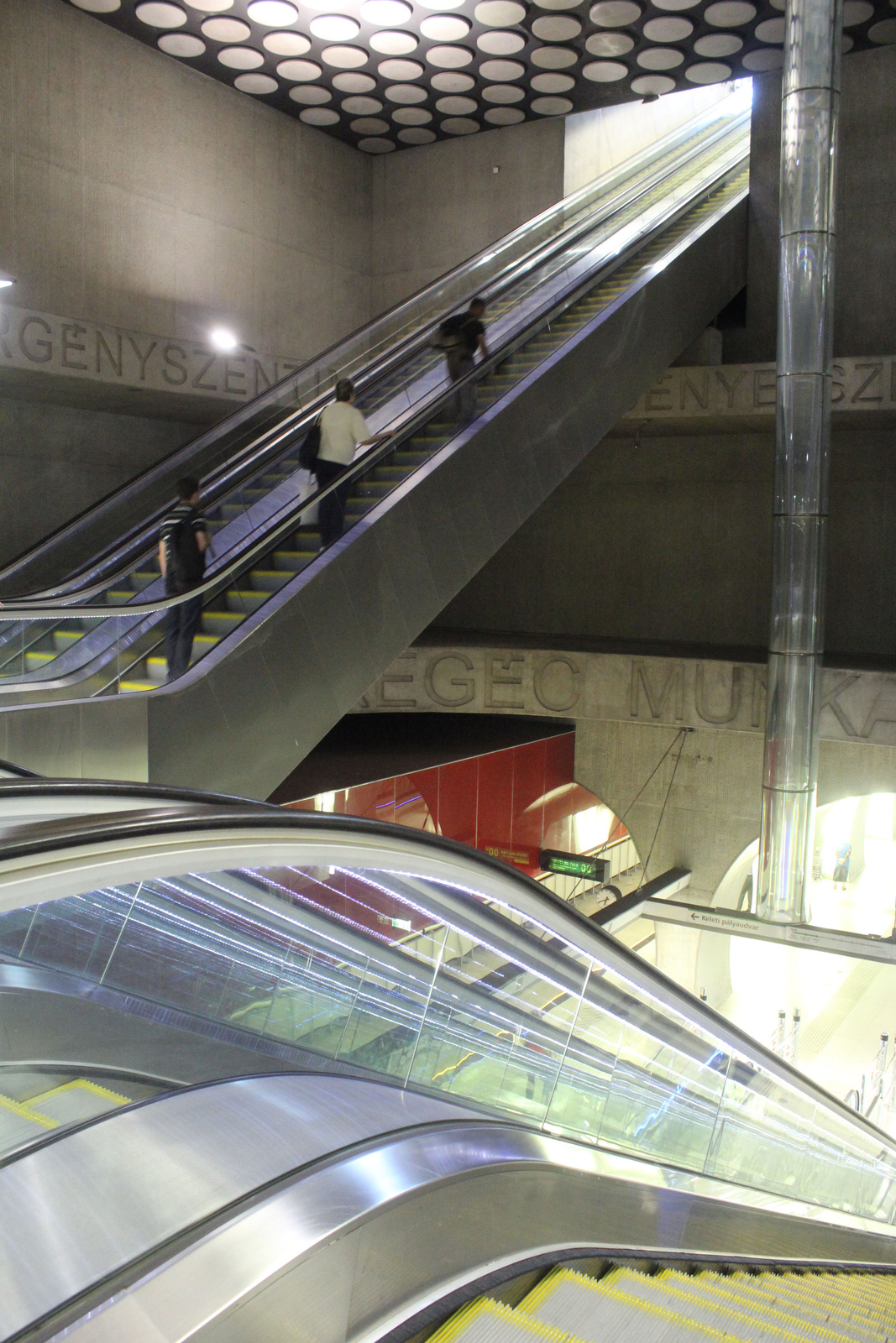 fovarosi.blog.hu: Metro4-RakocziTer-20150605-07 - indafoto.hu