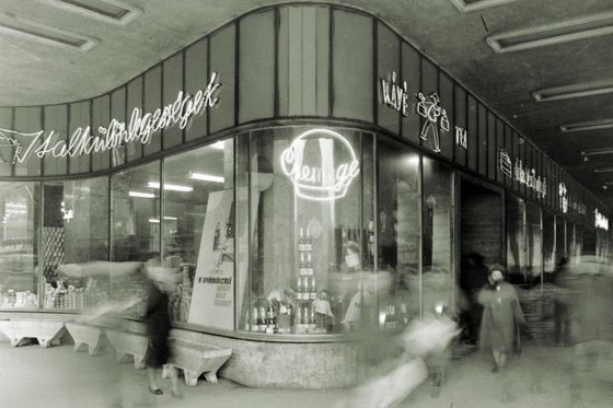 fovarosi.blog.hu: Csemege-BlahaLujzaTer-1960asEvek-EjjelNappali - indafoto.hu