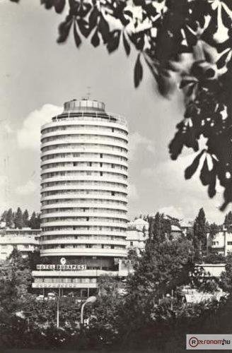 fovarosi.blog.hu: BudapestSzallo-Korszallo-1974 - indafoto.hu