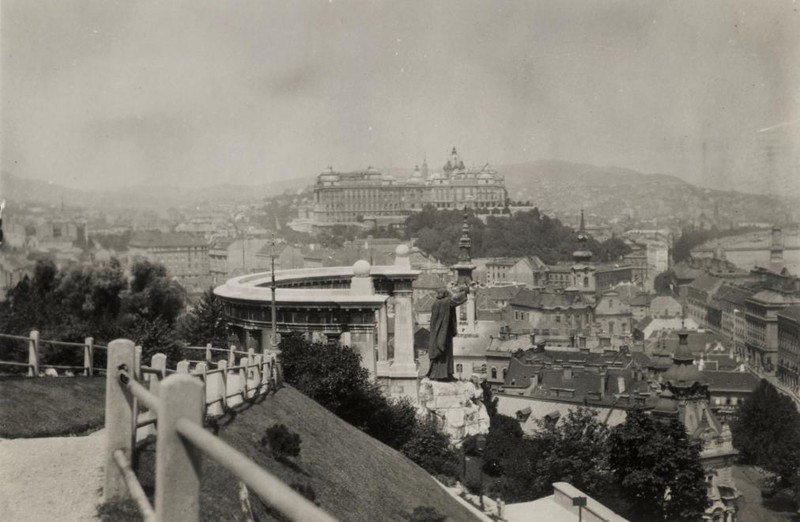 BudaiVar-1937Korul-fortepan.hu-124093