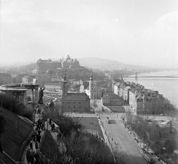 DobrenteiTer-1943Korul-fortepan.hu-120271