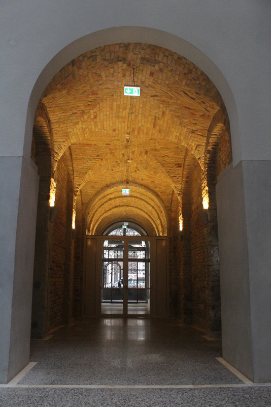 CEU-20160928-32