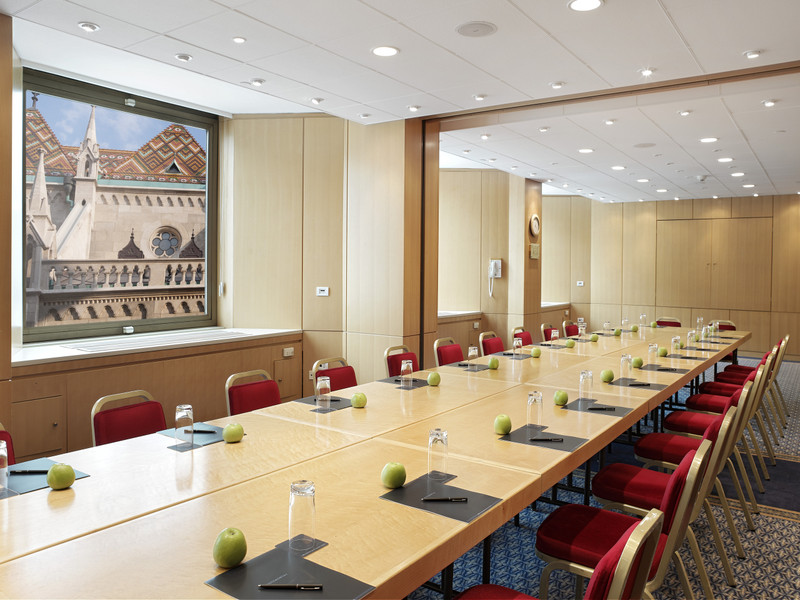 Hilton-BudaiVar-2017-Bela-LeventeTerem -Regi