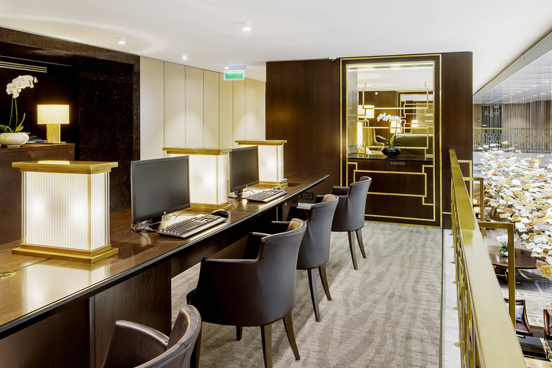 Hilton-BudaiVar-2017-BusinessCenter -Uj