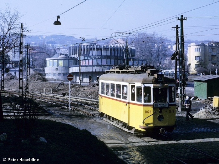 fovarosi.blog.hu: AporVilmosTer-1976-PeterHaseldineFelvetele-HamsterBlog - indafoto.hu