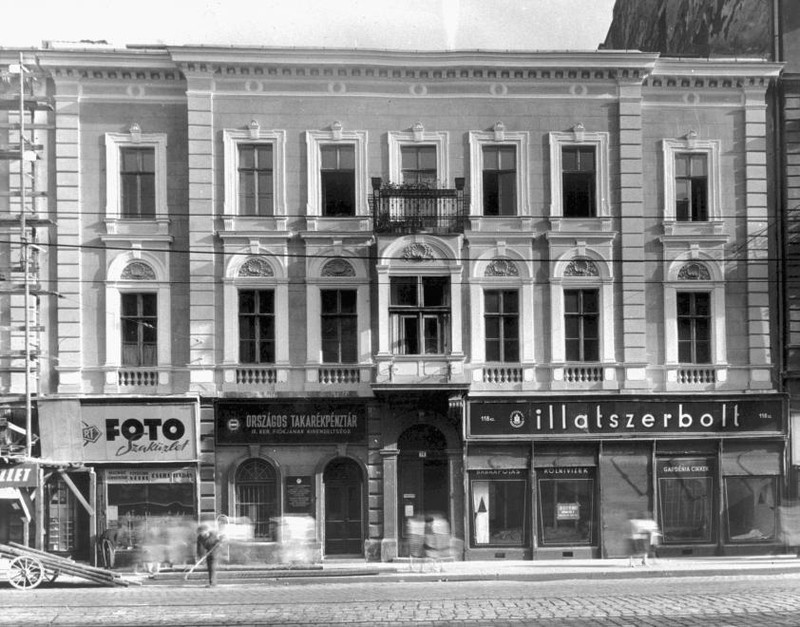 fovarosi.blog.hu: VamhazKorut13-1957-fortepan.hu-103230 - indafoto.hu