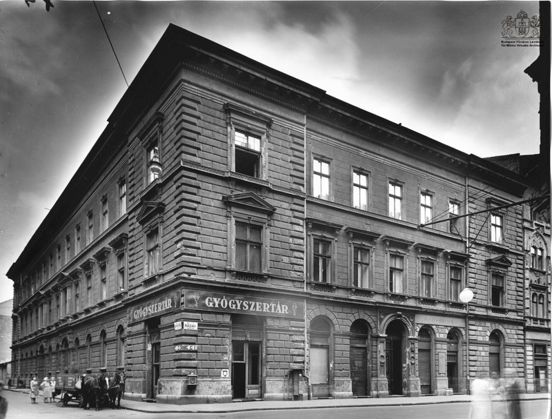 fovarosi.blog.hu: KarolyiGyorgyBerhaza-ErkelUtca-RadayUtcaSarok-Regi01-ybl.bparchi - indafoto.hu
