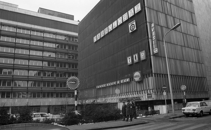 fovarosi.blog.hu: OMFBSzekhaz-InteragParkolohaz-1980-fortepan.hu-66411 - indafoto.hu