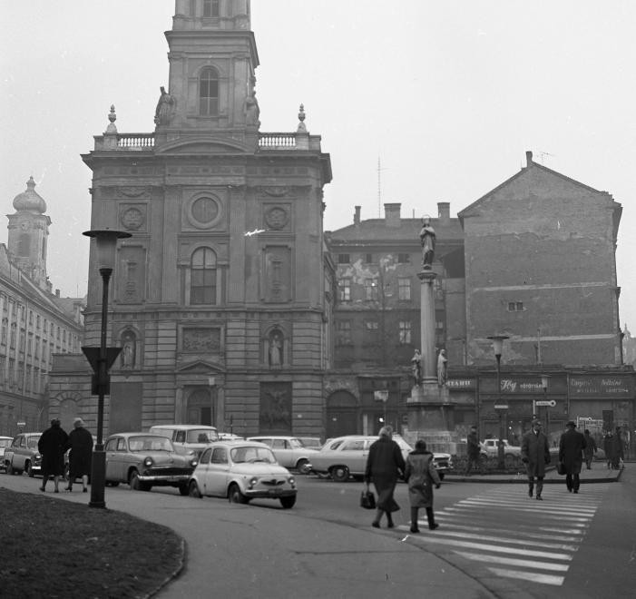 fovarosi.blog.hu: SzervitaTer-1968-fortepan.hu-65613 - indafoto.hu