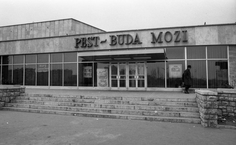 fovarosi.blog.hu: PestBudaMozi-1973-fortepan.hu-88343 - indafoto.hu