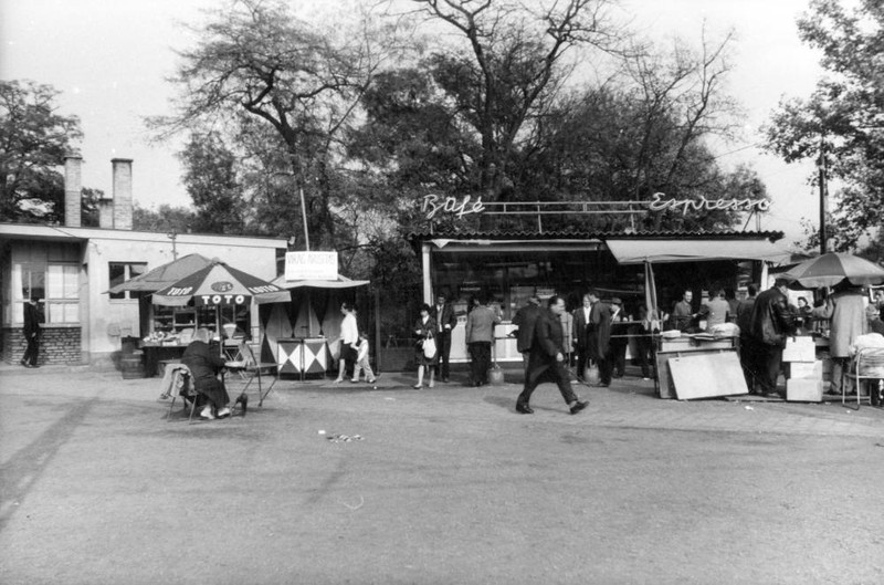 fovarosi.blog.hu: Nepliget-1962Korul-KonyvesKalmanKorut-UlloiUtSarok-fortepan.hu-1 - indafoto.hu