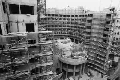 fovarosi.blog.hu: Épül a Kempinski