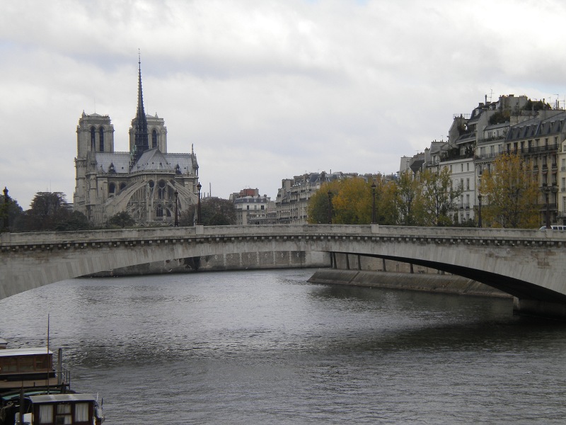 05Notre-Dame_de_Paris.JPG