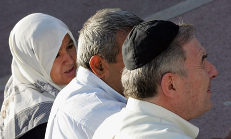 Muslim-headscarf-and-Jewi-010.jpg