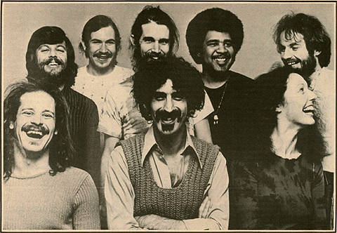 https://m.blog.hu/fr/frankzappa/image/2011b%20h%C3%ADrek/ZappaMothers1973.jpg