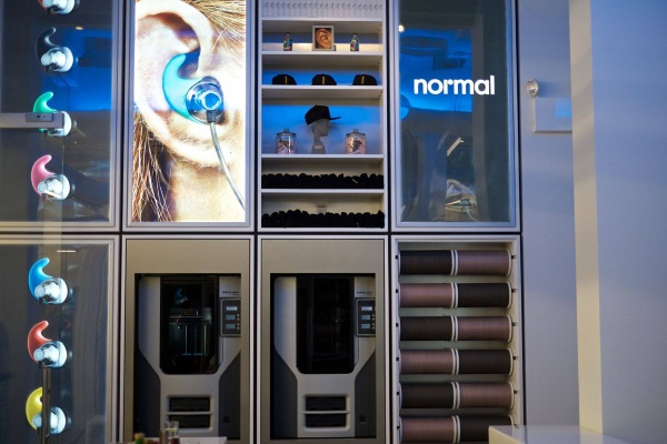 normal-ny-store-3d-printed-earbud-shop-7.jpg