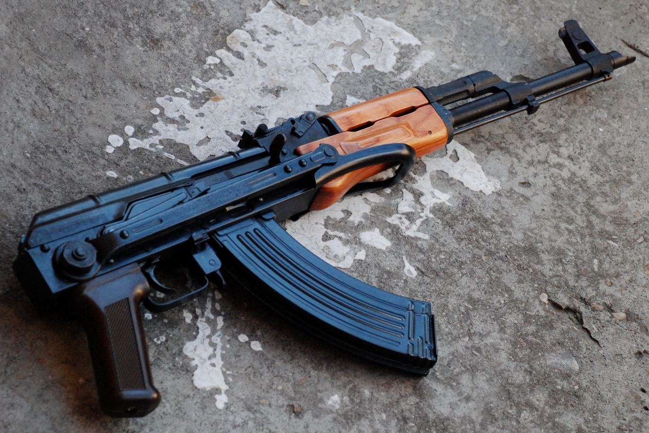 ak-74-assault-rifle-wallpaper.jpg