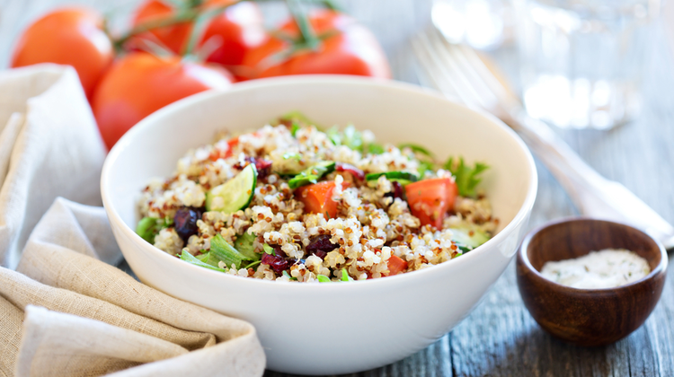 Januári könnyed: quinoa saláta