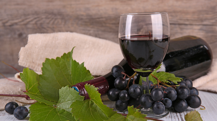 Egy igazán őszi fogás: vörösborban párolt felsál bormártással