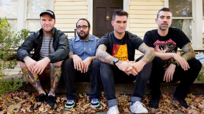 Klip: New Found Glory - Eye Of The Tiger