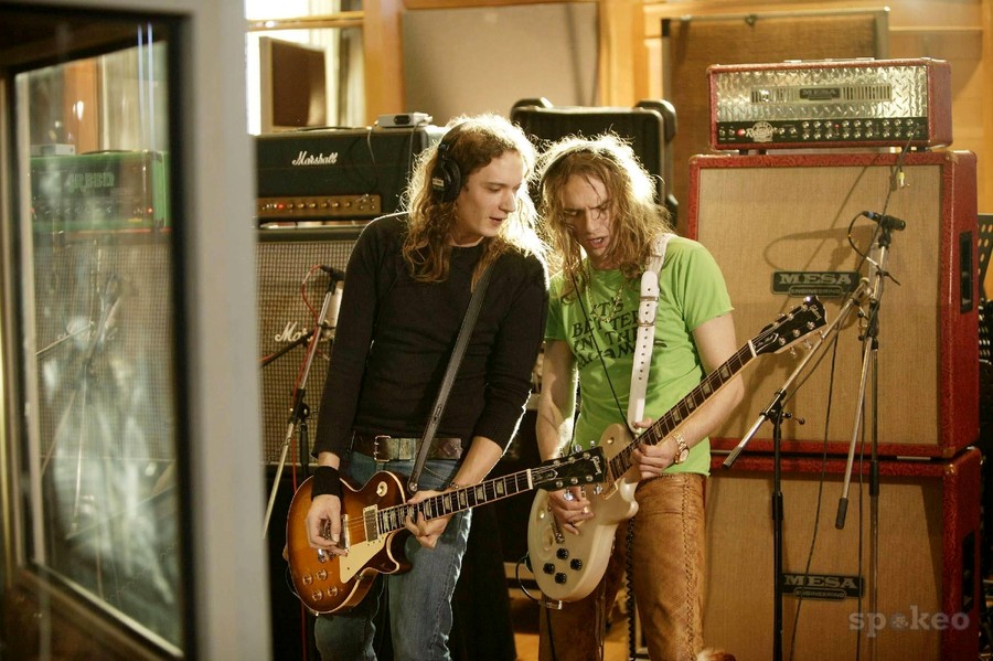 5. Justin Hawkins, Dan Hawkins (The Darkness)