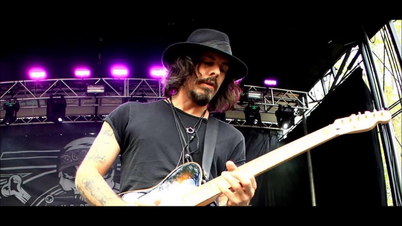 8. Richie Kotzen