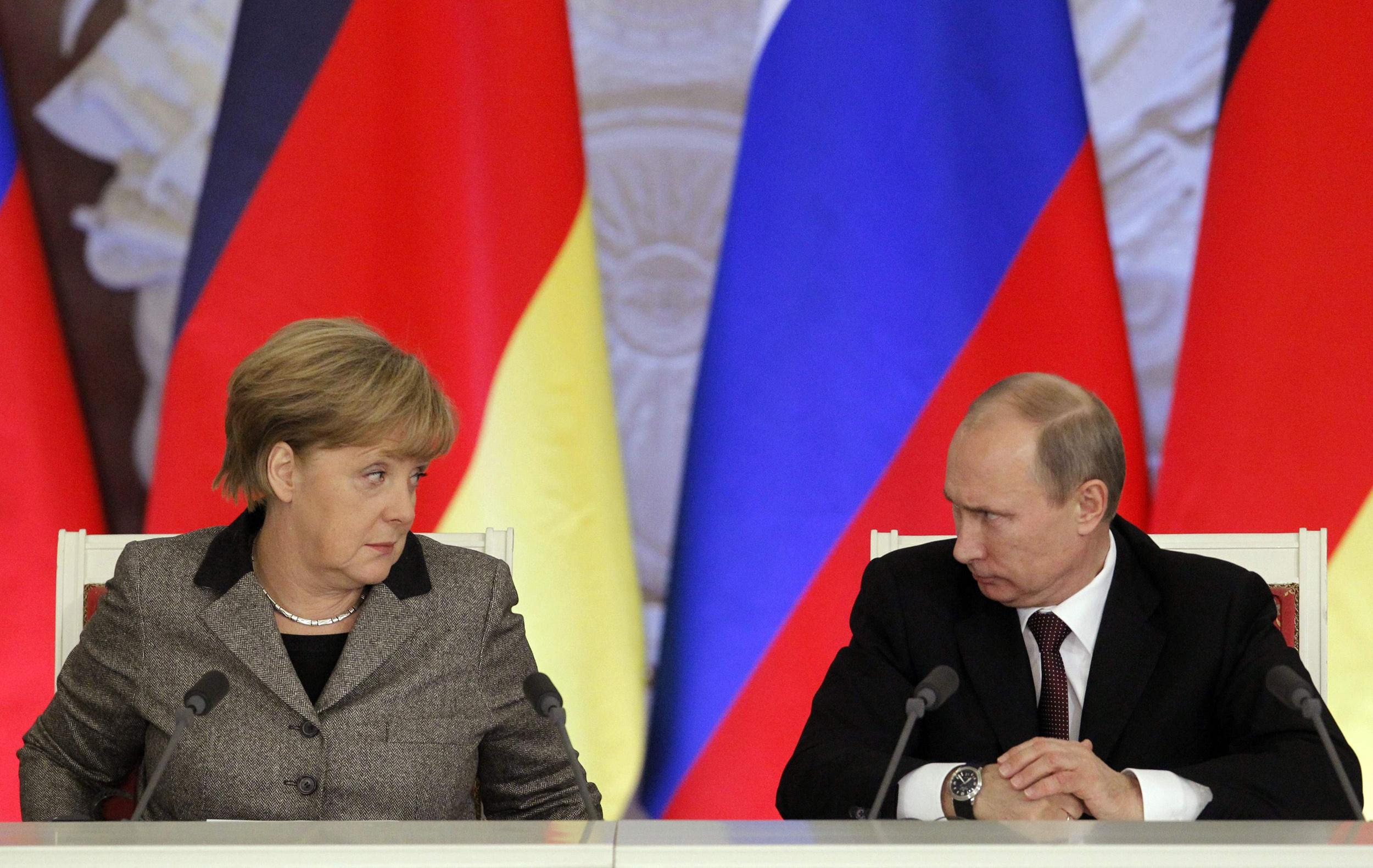 merkel-putin-jsw.jpg