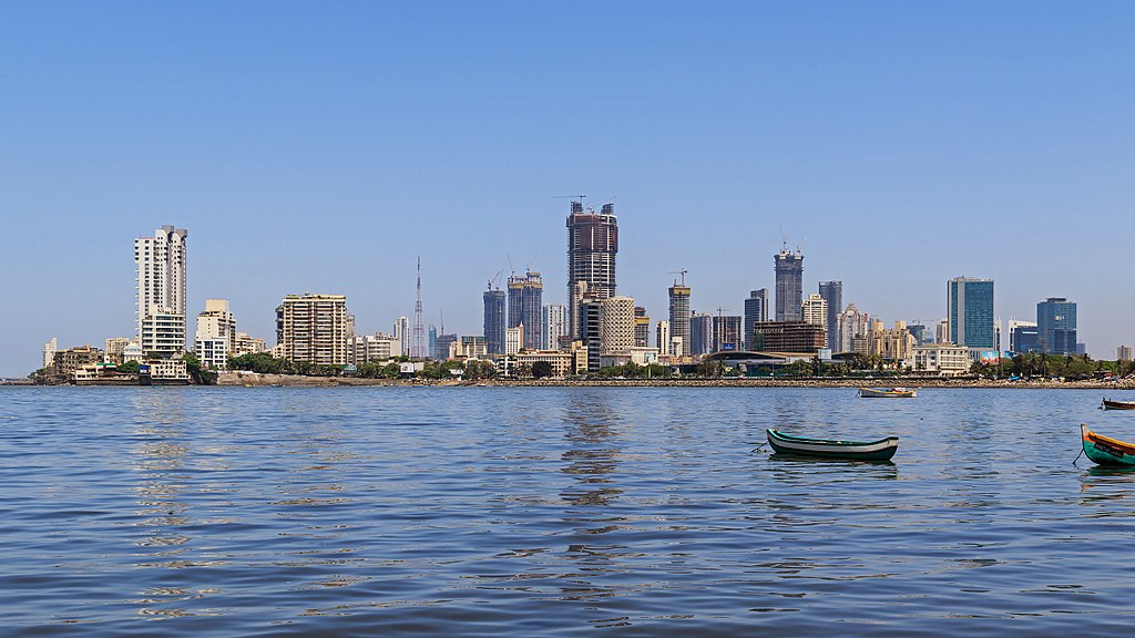 1024px-mumbai_03-2016_10_skyline_of_lotus_colony.jpg