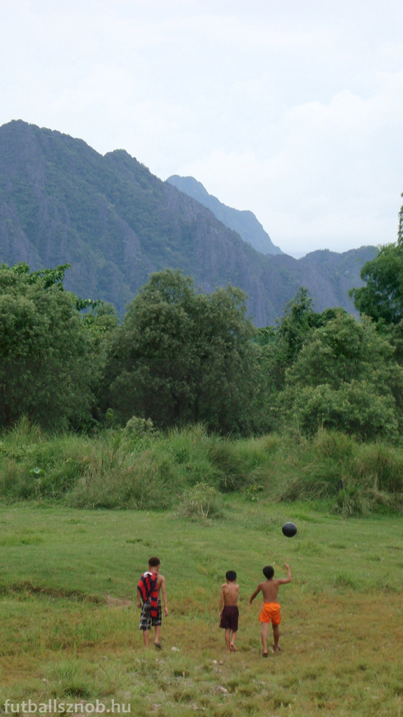 Hív a játék (Vang Vieng környéke, Laosz)