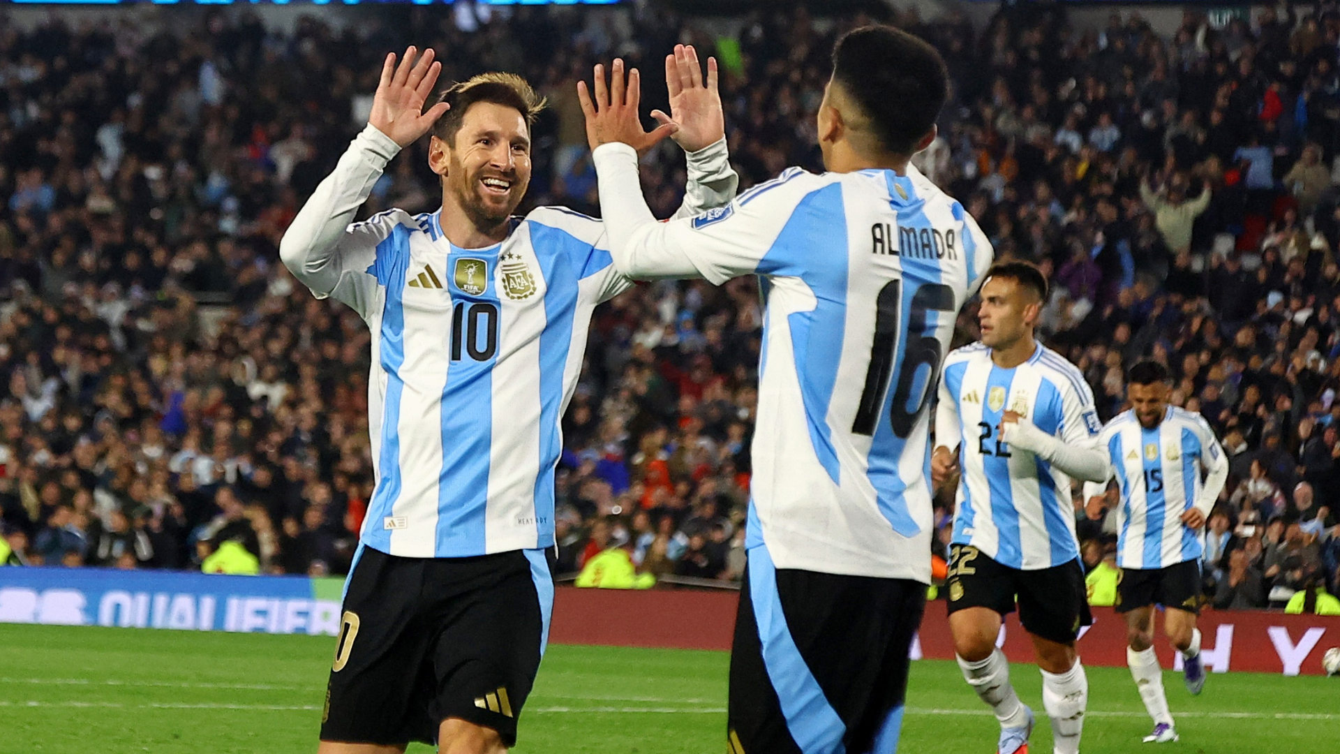 messi-almada.png