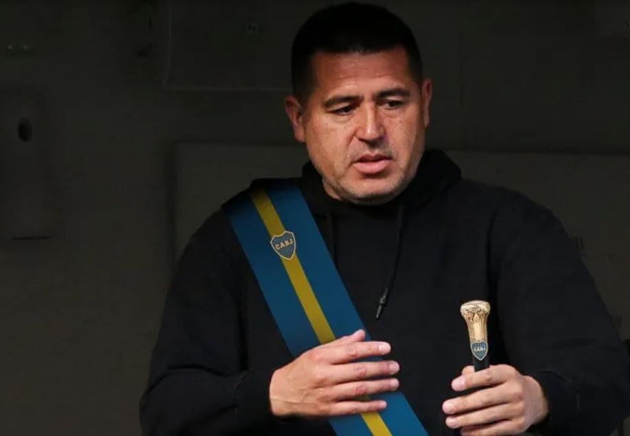 riquelmebocaelnok.JPG