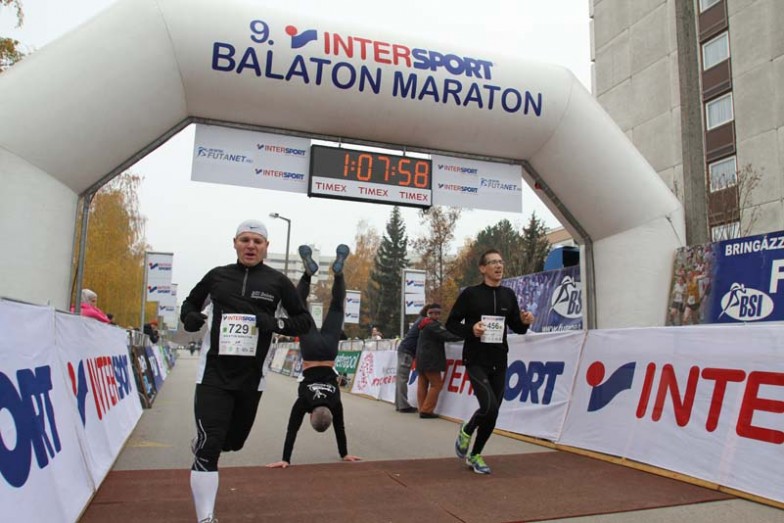 Karesz befutó_Intersport_Balaton_Maraton_2012_1236.jpg
