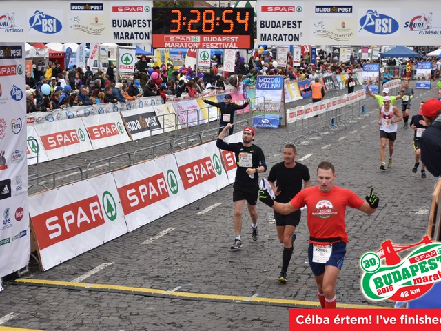 Maratoni történetek - Az ötödik - Budapest maraton 2015