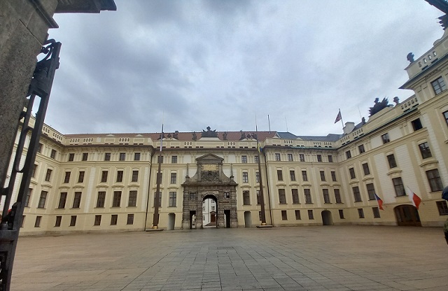 praga_elnoki.jpg