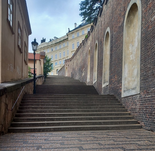 praga_lepcso.jpg