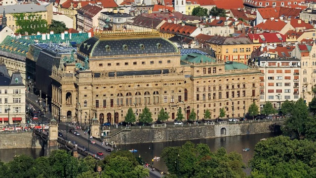 praga_nemzeti_szinhaz_1.jpg