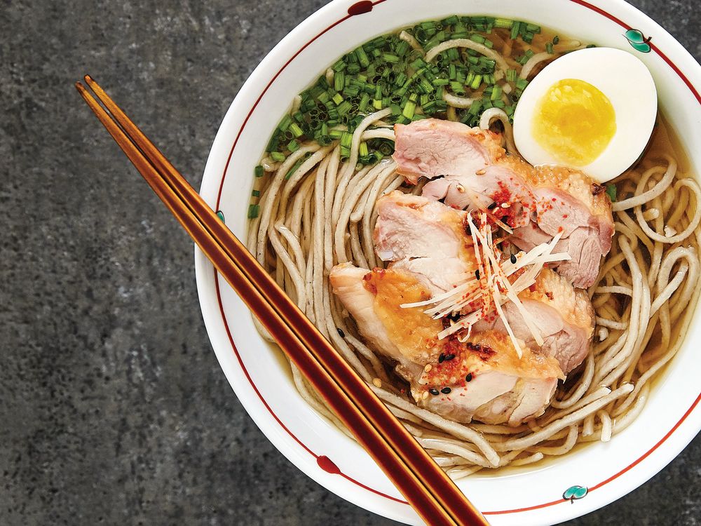 soba-hot-soba-noodles-with-chicken-and-egg-2000x1500-dylanjeni.jpg